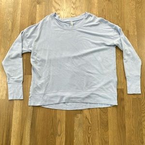 Athleta Women’s Light Blue Soft Stretchy Long Sleeve Crewneck Sweatshirt Top